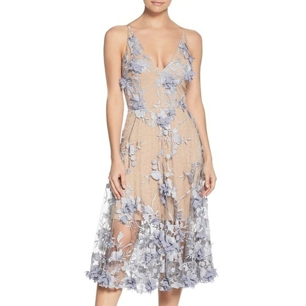 Dress the Population. Audrey Floral Midi Dress.‎